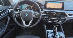 BMW SERIJA 5 520d xDrive