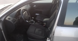 Prodajem Ford Mondeo