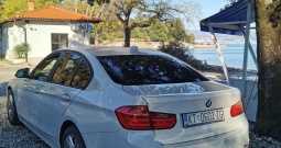 Bmw F30 318d all in 3, samo 159.000km, reg. 11/26 bi-xenon pdc