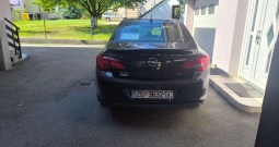 Prodajem Opel Astra registrirana do 10/2027