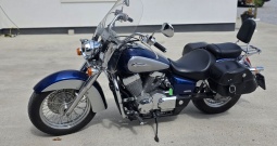 Honda Shadow 750