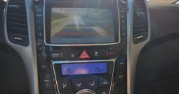 Hyundai i30 1.6 CRDi | 81 kw | kamera | panorama