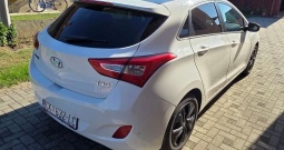 Hyundai i30 1.6 CRDi | 81 kw | kamera | panorama