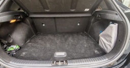 Prodajem automobil Kia ceed, biserno crne boje, 2021 godište.
