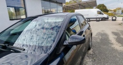 Prodajem automobil Kia ceed, biserno crne boje, 2021 godište.