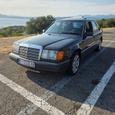 Mercedes 124 200 D reg 09/27