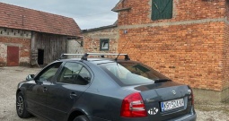 Prodajem škodu octaviu registriranu do 2/27 odlicno stanje! Dva seta guma!