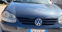Golf 5 2004 237000km