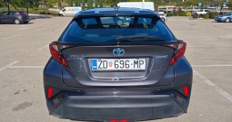 Toyota C-HR 1.8 hybrid C-enter