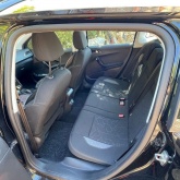 Peugeot 2008, puretech, crni