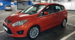 Odličan C max prvi vlasnik titanium oprema, registriran godinu dana 2 seta guma