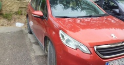 Peugeot 2008 - oštećen stražnji kraj