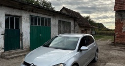 Prodajem Golfa 7 1.6 Tdi Euro 6 81kw BlueMotion Odlican!