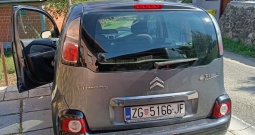 Prodajem Citroen Picaso