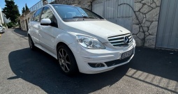 Mercedes B 200