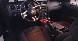 Ford Mustang 3.7 v6 Facelift (2014) - Registriran u HR / Dugogodišnji vlasnik