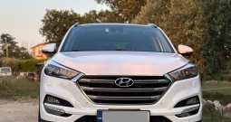 Hyundai Tucson 1.7 CRDi Xpossible | Panorama • Reg. 07/2027