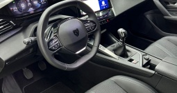 Peugeot 308 1.2 Puretech Allure | 90 000km | 2022 | Reg. 12/26 |