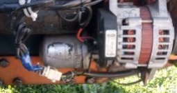Antonio Carraro 4x4 sa prikolicom, odličan