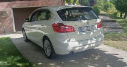 BMW 225 xe pluginhibrid xDrive 2017 god