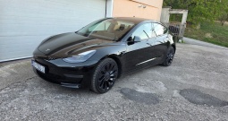 Tesla 3 performance