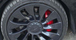 Tesla 3 performance