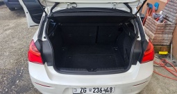 118d urban oprema Automatik Top stanje