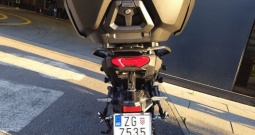 Yamaha Tracer 9, pun opreme, Chigee AIO 6 LTE + kamere, quickshifter, 2025 god.