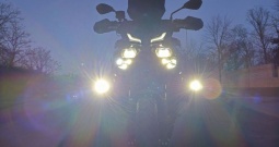 Yamaha Tracer 9, pun opreme, Chigee AIO 6 LTE + kamere, quickshifter, 2025 god.