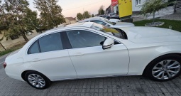 Mercedes E 220