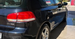 Prodajem golf VI 1.6 TDI samo 184xxx kilometara napravljen veliki servis