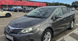 Toyota Avensis 2.0dizel 2012