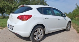 Opel Astra 1.4 2010.g. 161.000 km. reg.13.09.2027.
